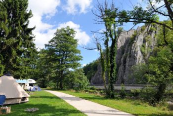 Camping Le Rocher de la vierge